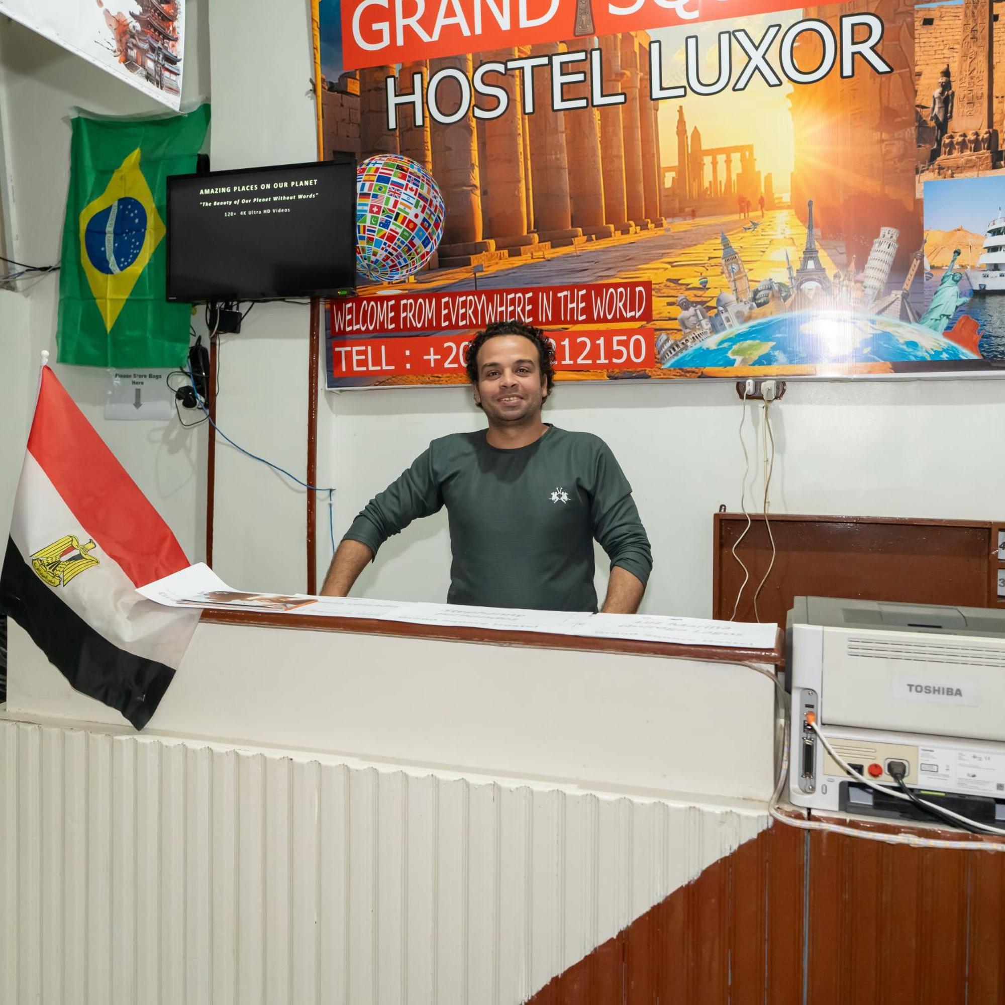 Grand Square Hostel Luxor Esterno foto