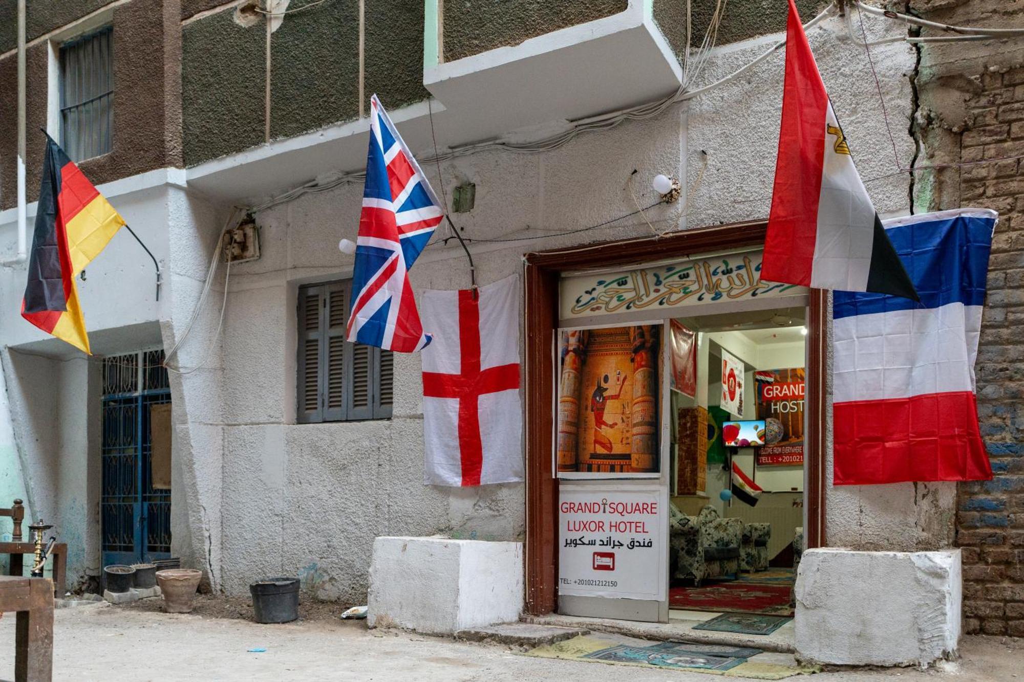 Grand Square Hostel Luxor Esterno foto