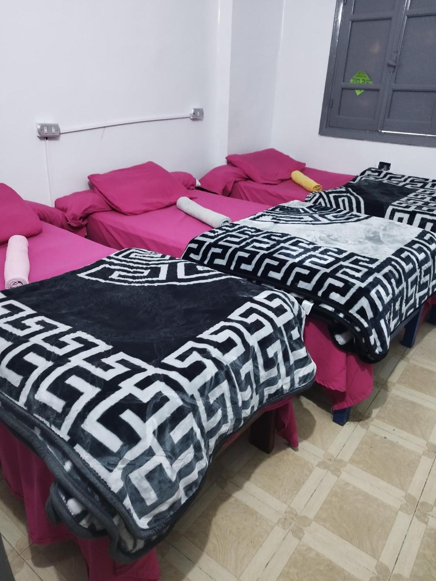 Grand Square Hostel Luxor Esterno foto
